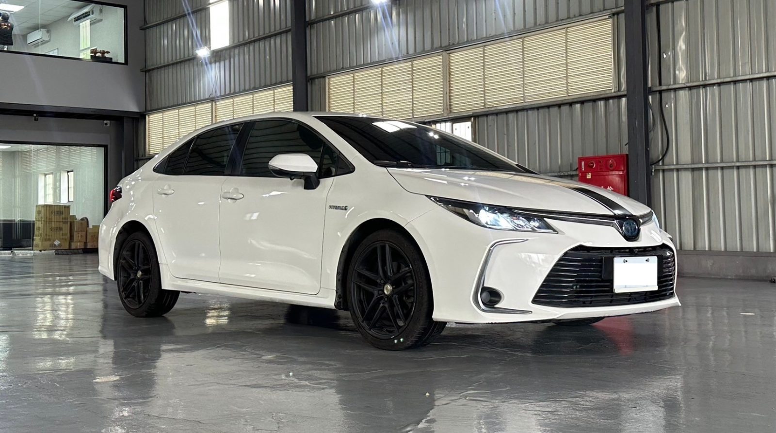 2020 Toyota Altis 油電 拉線 照片 2