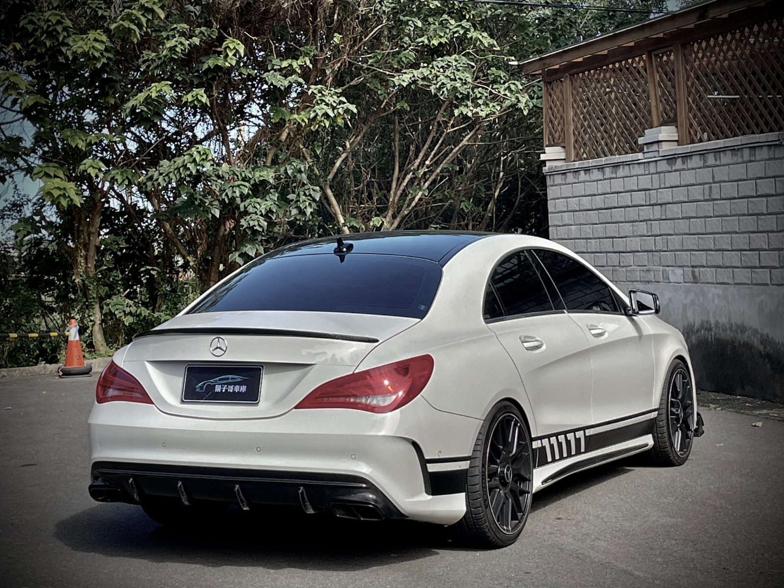 2016 Mercedes-Benz CLA250 Photo 5