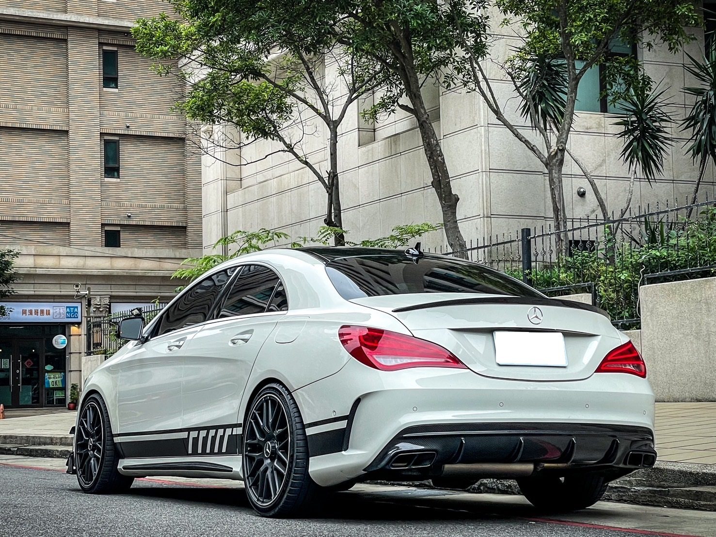 2016 Mercedes-Benz CLA250 Photo 20