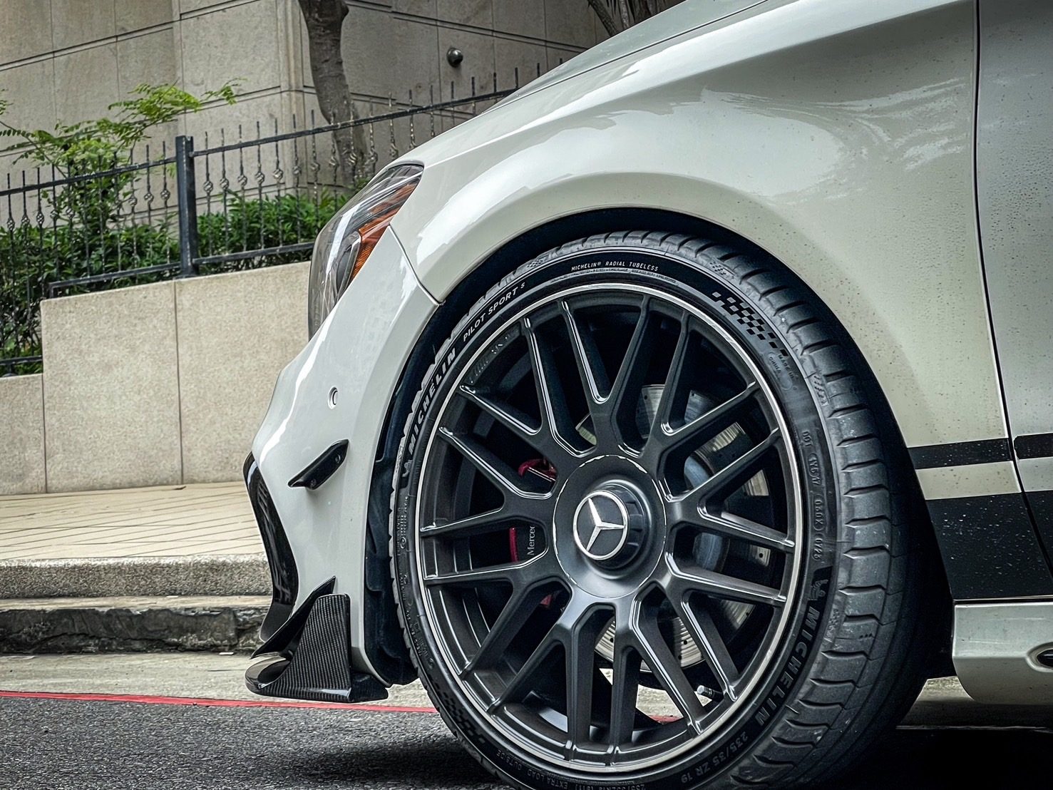 2016 Mercedes-Benz CLA250 Photo 19