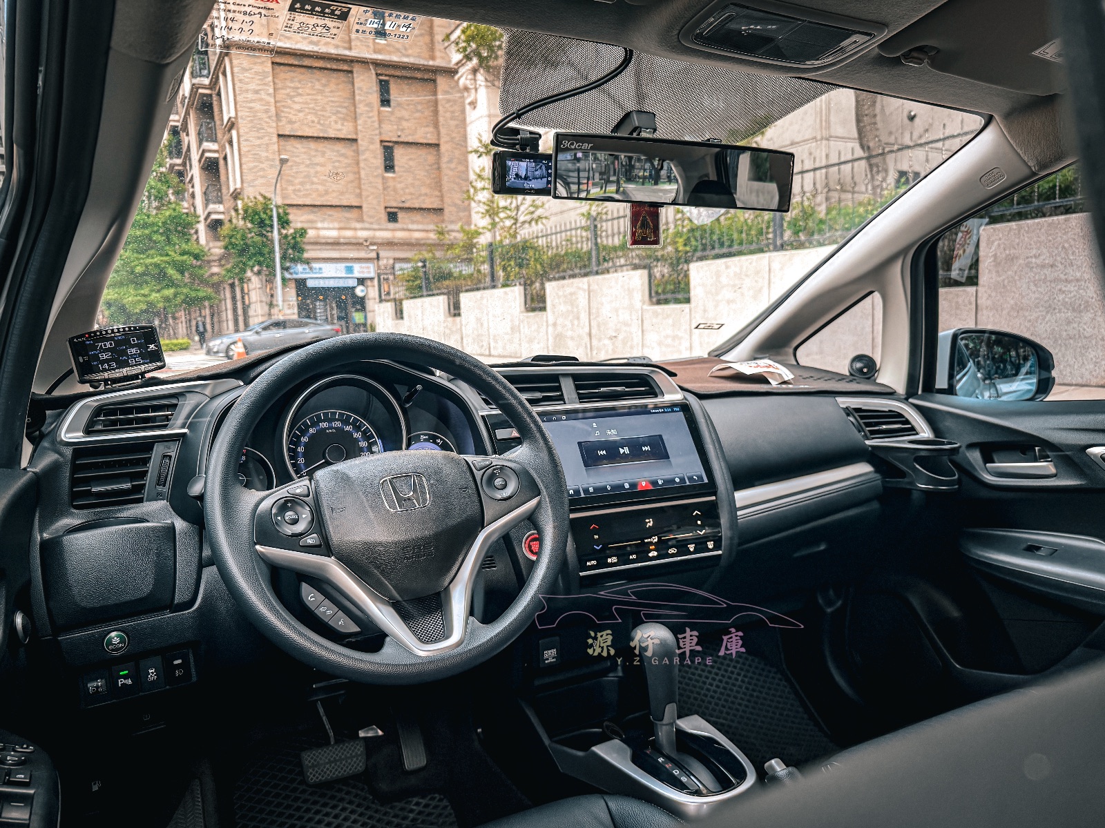 2019 Honda Fit Photo 6