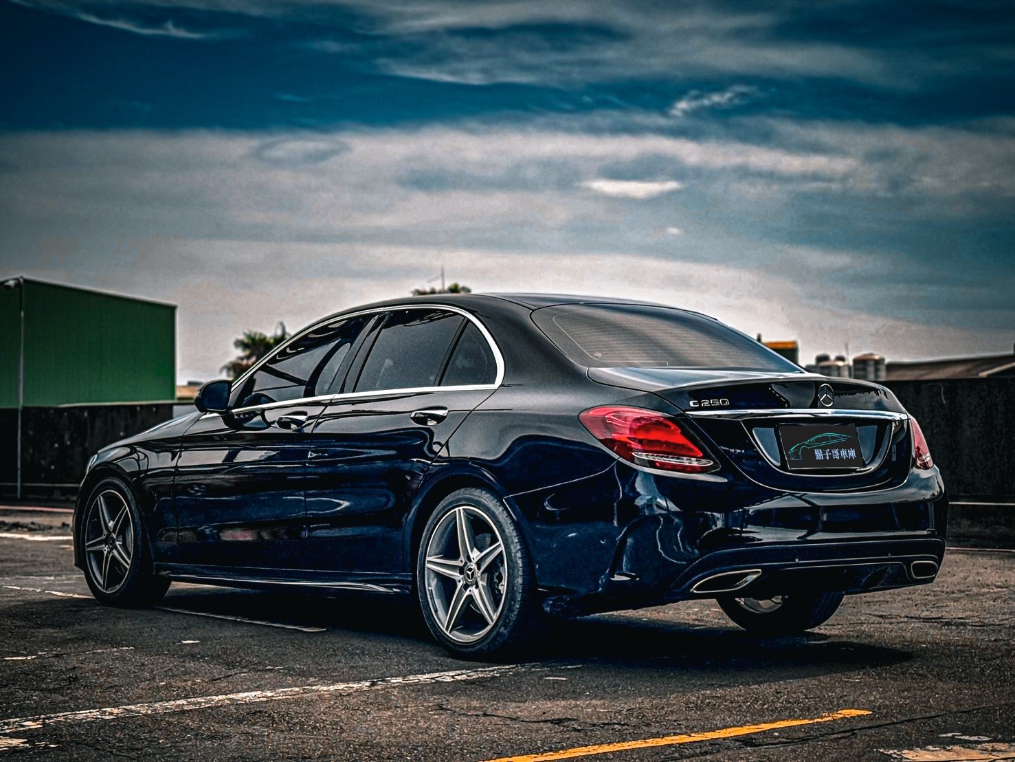 2015 Mercedes-Benz C250 AMG 照片 4