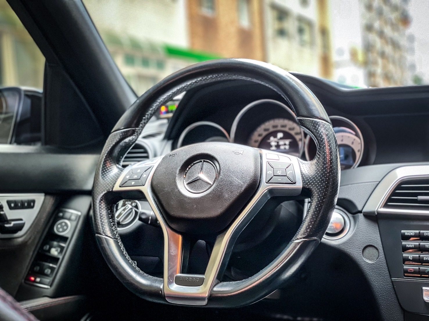 2013 Mercedes-Benz C250 Plus AMG C-Class Photo 9