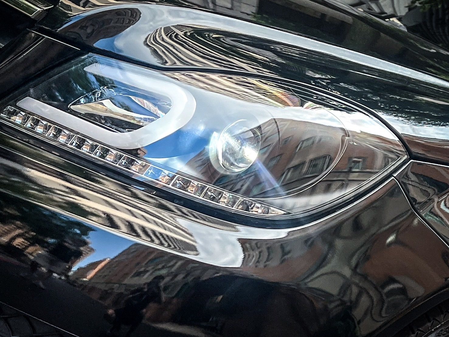 2013 Mercedes-Benz C250 Plus AMG C-Class Photo 14