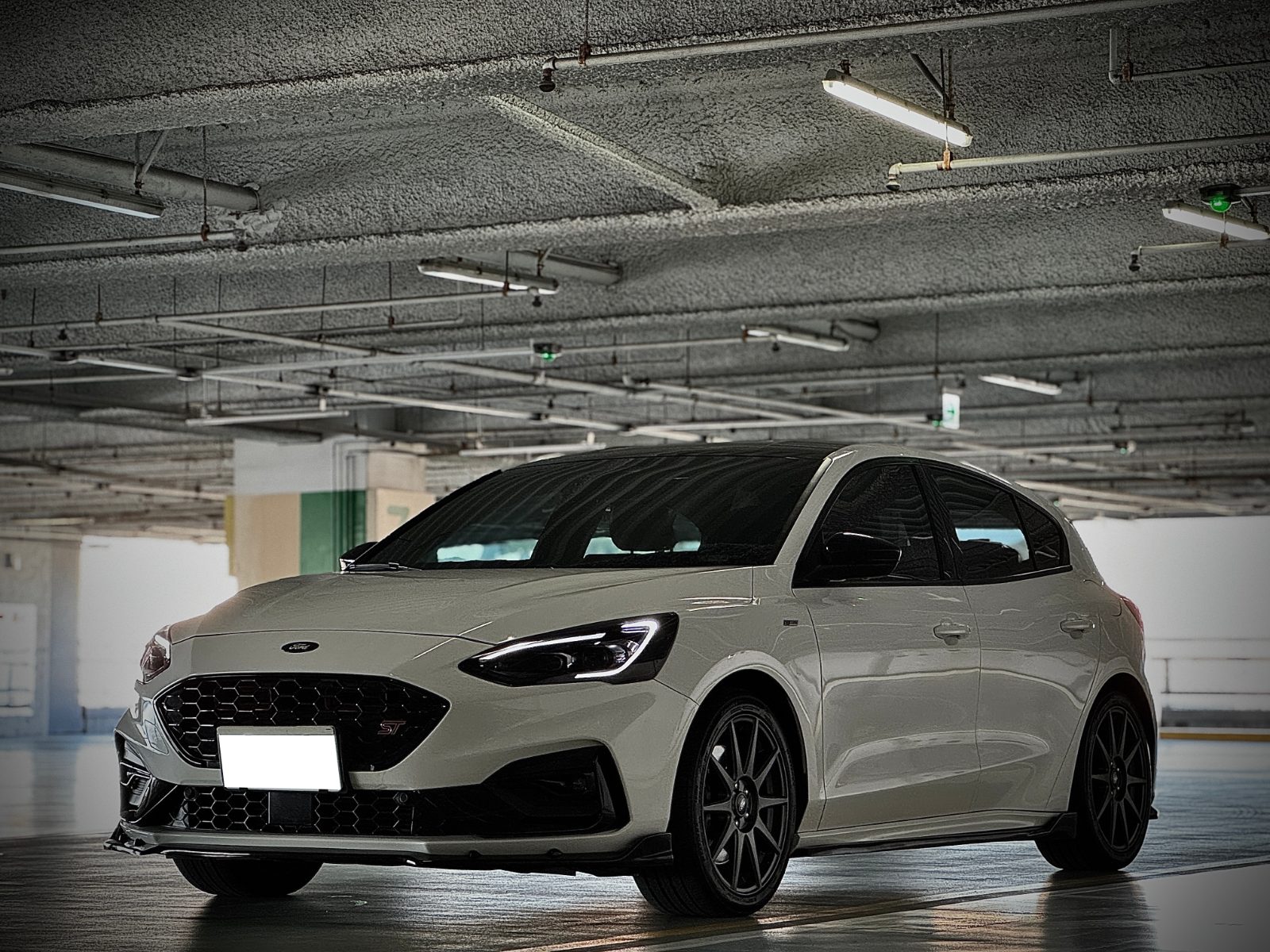 2022 Ford Focus Lommel X Photo 3