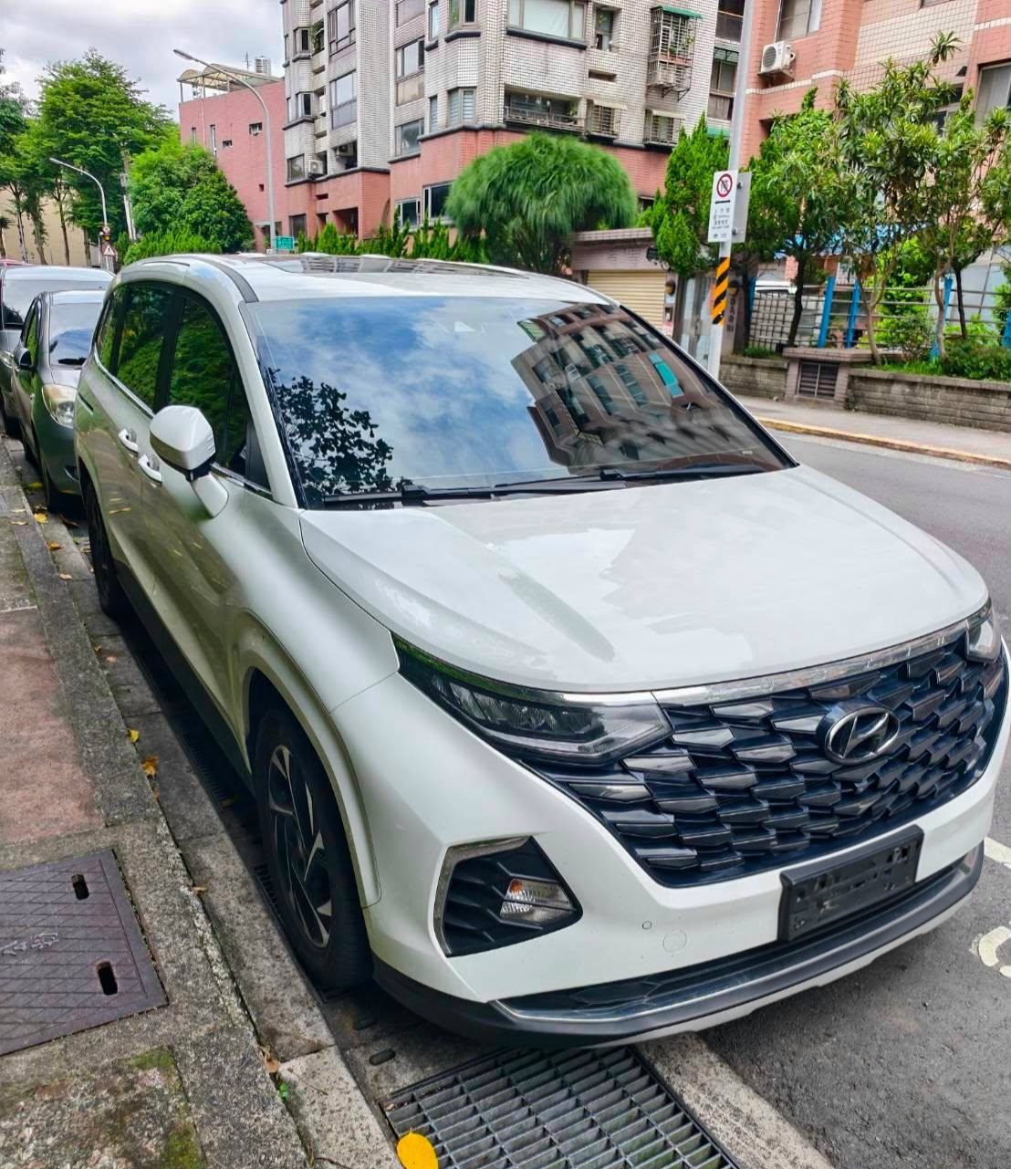 2022 HYUNDAI CUSTIN 1.5T 照片 1