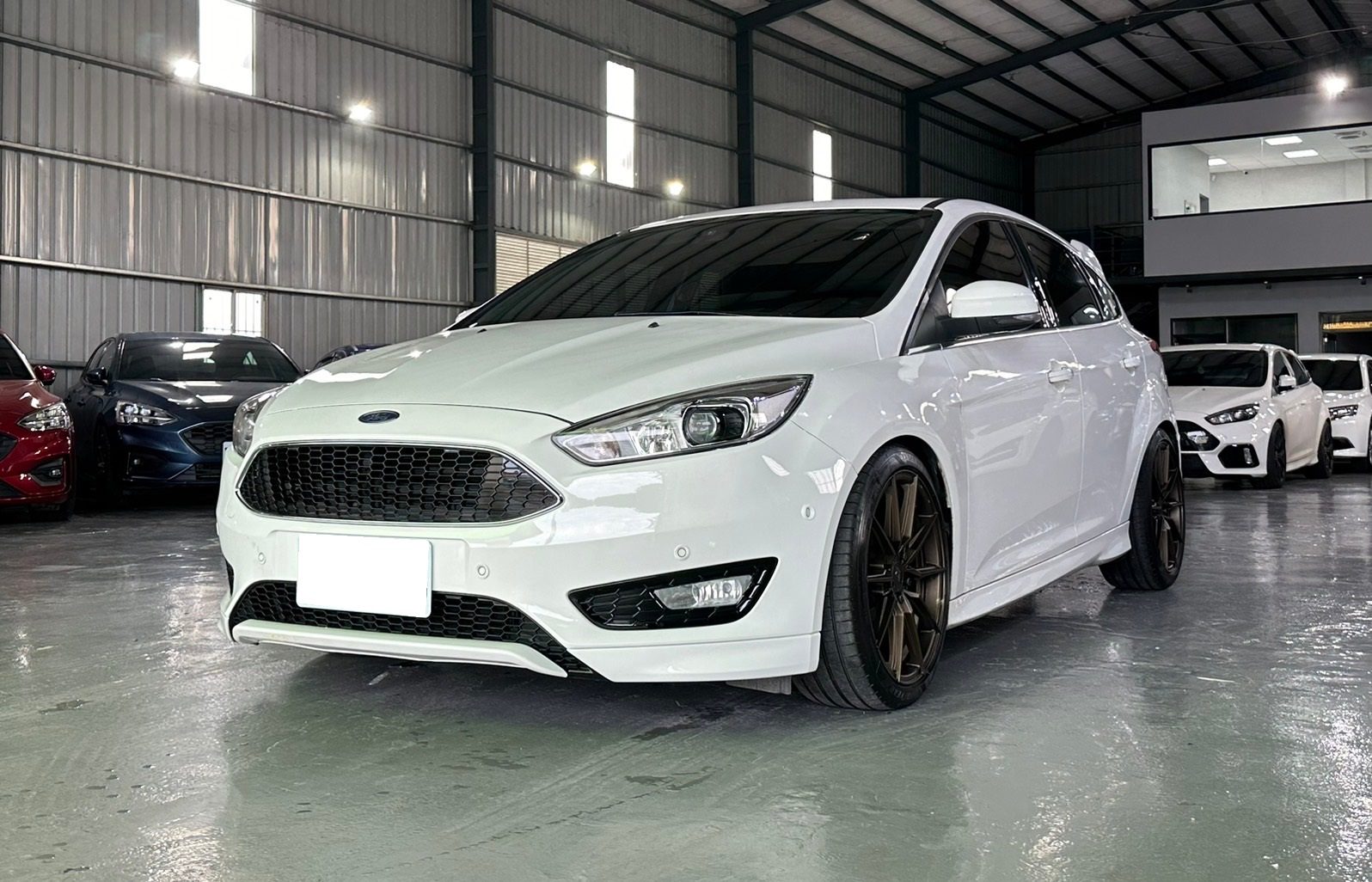 2018 Ford Focus 1.5 頂 照片 2