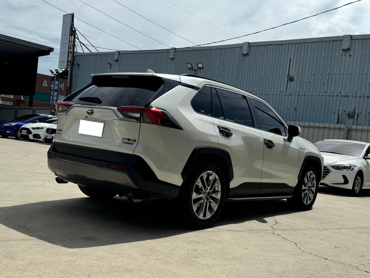2020 Toyota RAV4 2.5 Photo 4