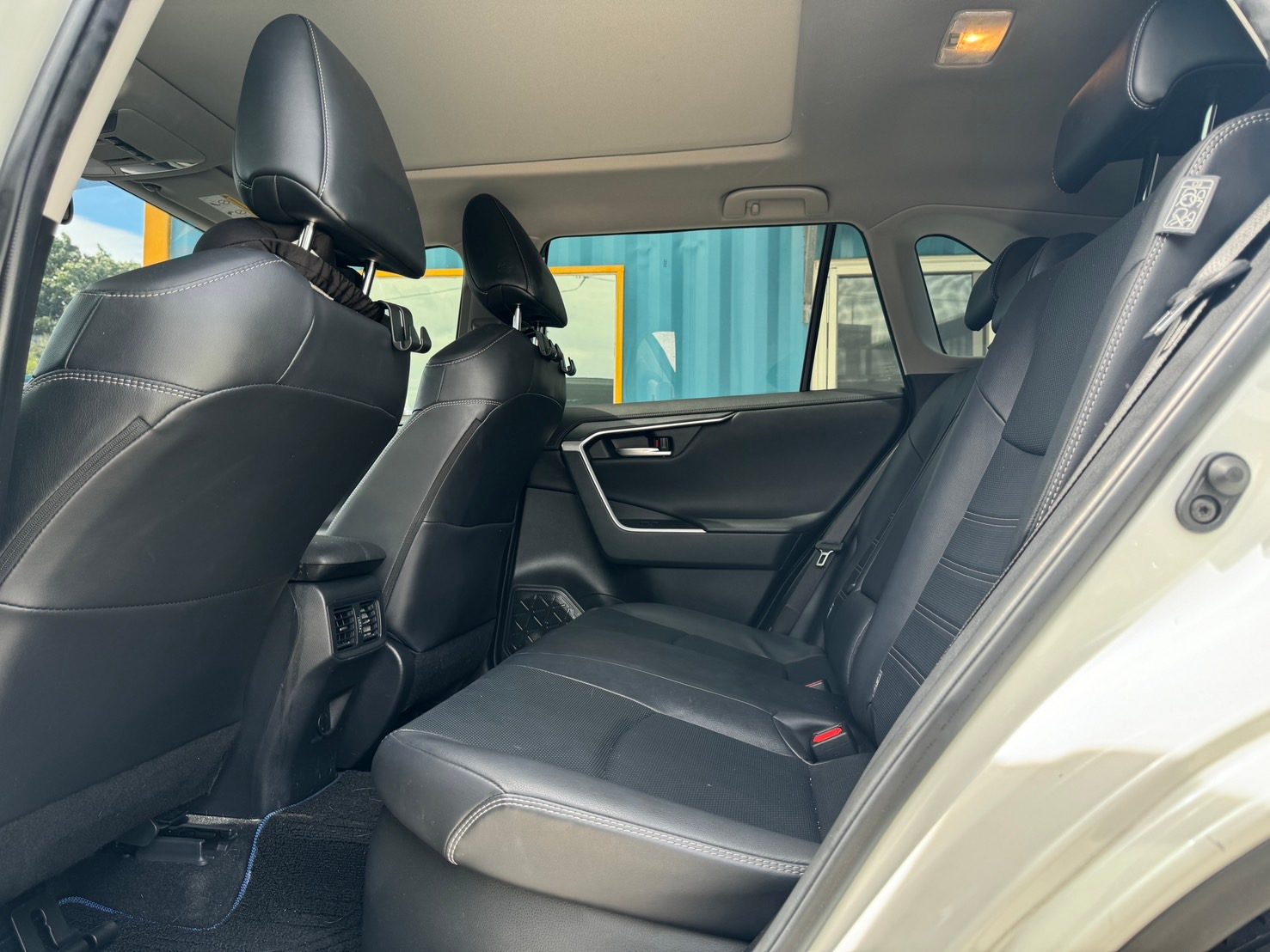 2020 Toyota RAV4 2.5 Photo 10