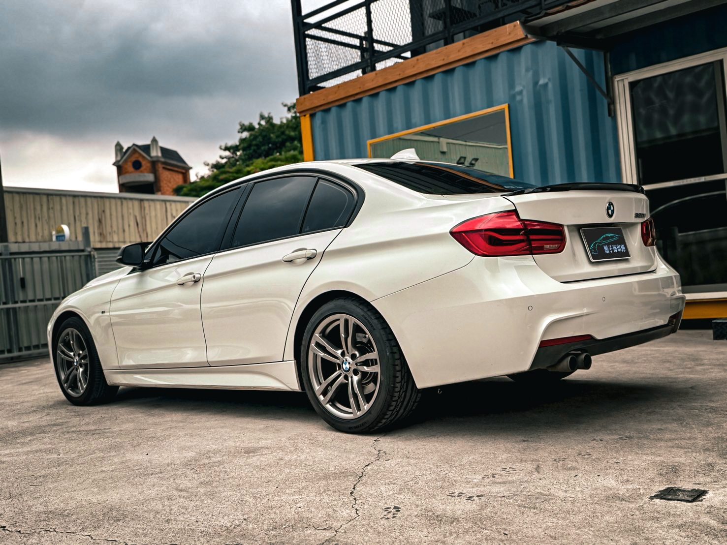 2018 BMW 320i M 3 Series Photo 3