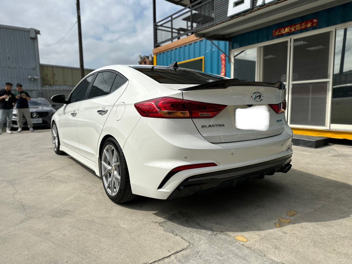 2019 Hyundai ELANTRE SPORT Elantra Photo 2