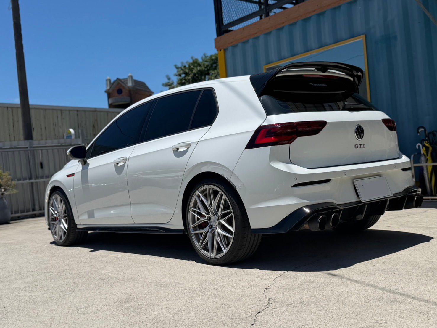 2021 Volkswagen GTI Photo 3