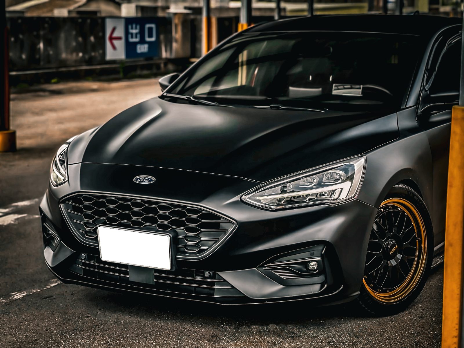 2021 Ford Focus Lommel Photo 2