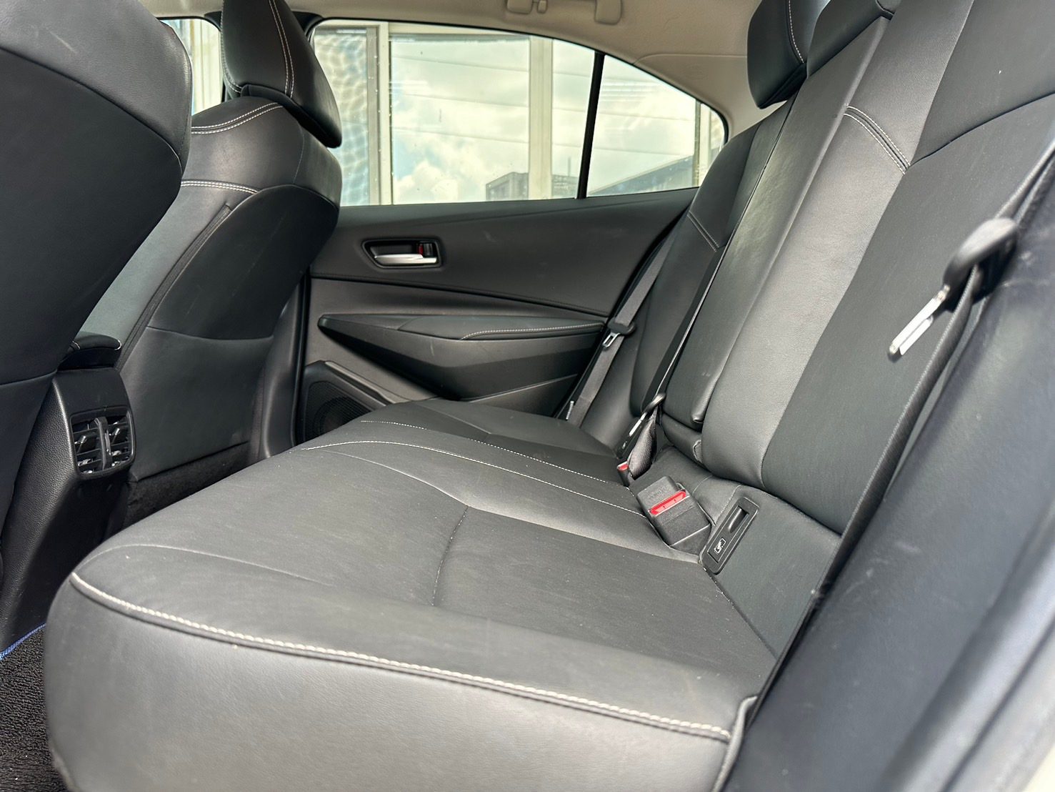 2021 Toyota Altis 尊爵油電 照片 8