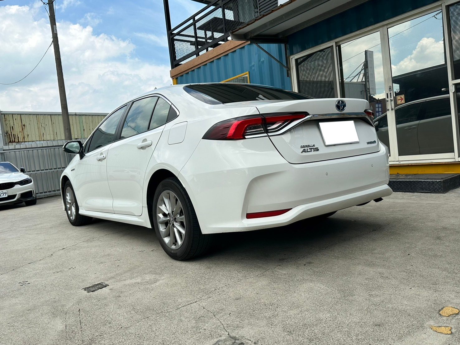 2021 Toyota Altis 尊爵油電 照片 3