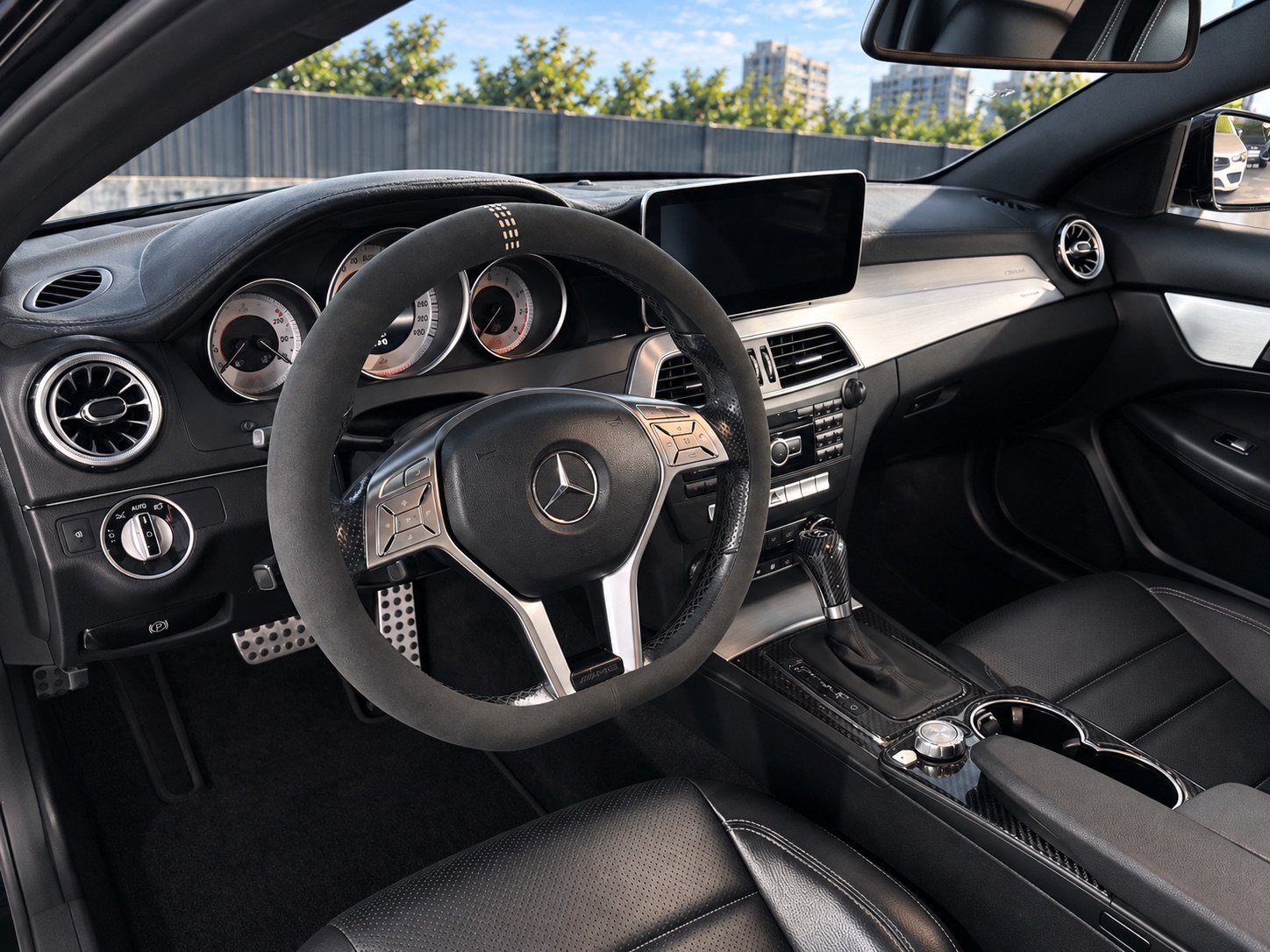 2012 m-Benz C250 Coupe Photo 3