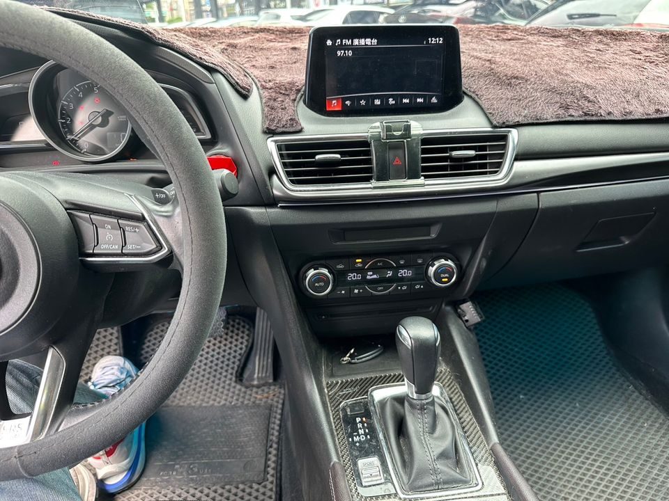 2016 Mazda 3 Bose Photo 8