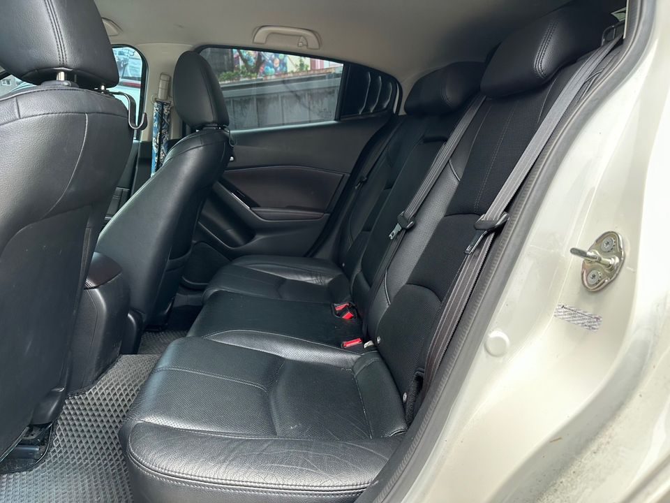 2016 Mazda 3 Bose Photo 5
