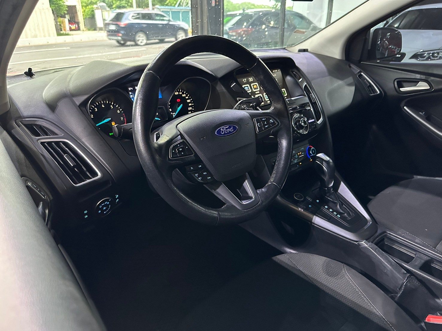 2016 Ford Focus Photo 7