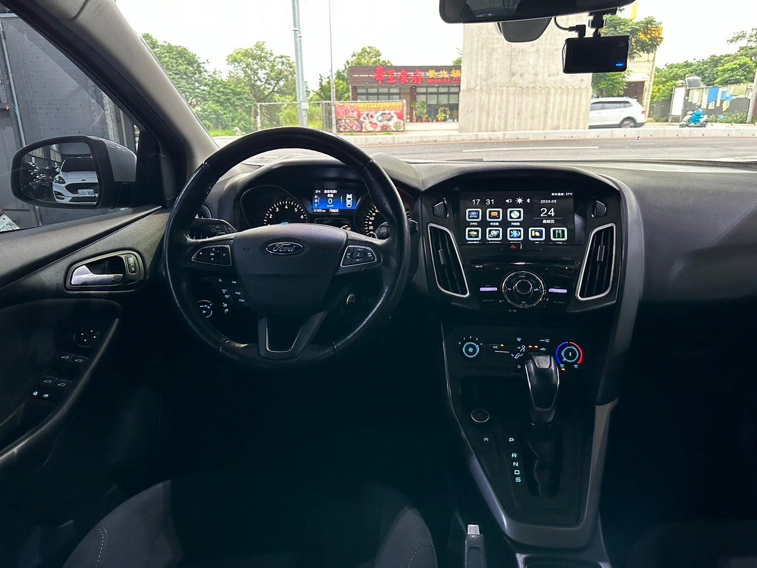 2016 Ford Focus Photo 6