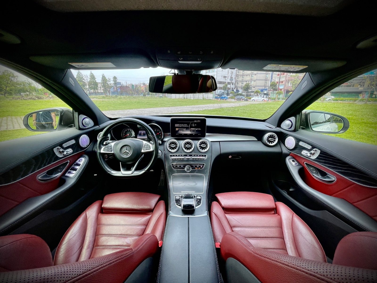 2016 Mercedes-Benz C300 Photo 9