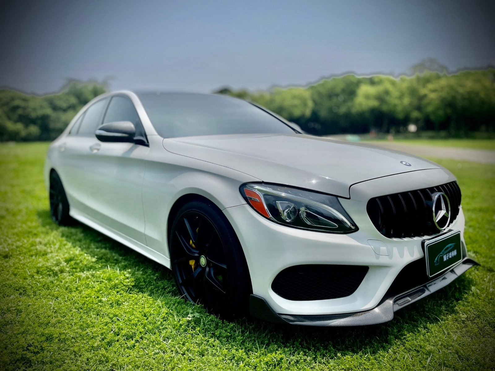 2016 Mercedes-Benz C300 Photo 2
