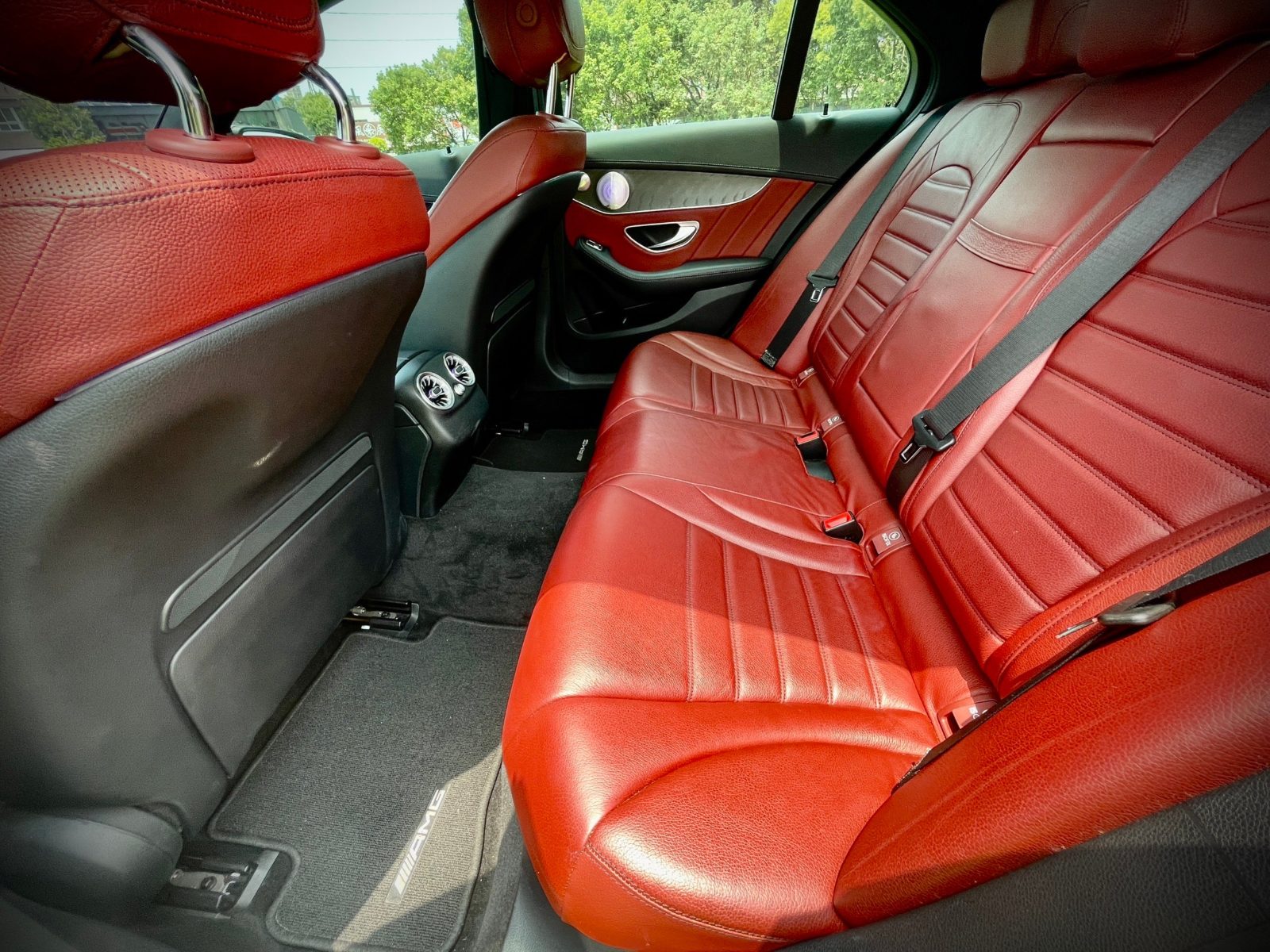 2016 Mercedes-Benz C300 Photo 10