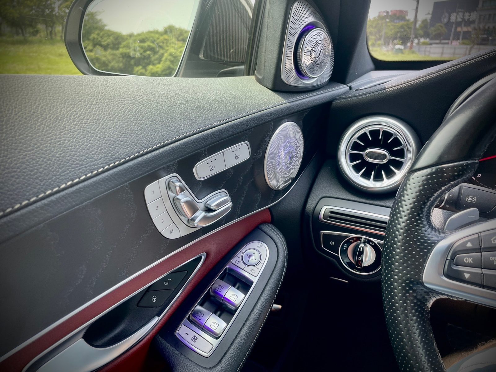 2016 Mercedes-Benz C300 Photo 12