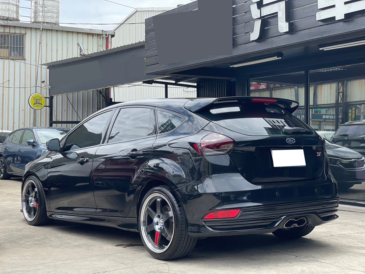 2017 Ford Focus RS Photo 3