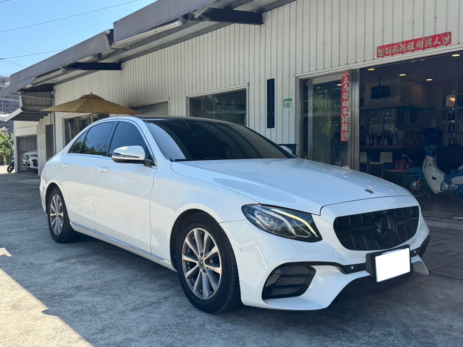 2018 M-Benz E200 照片 2
