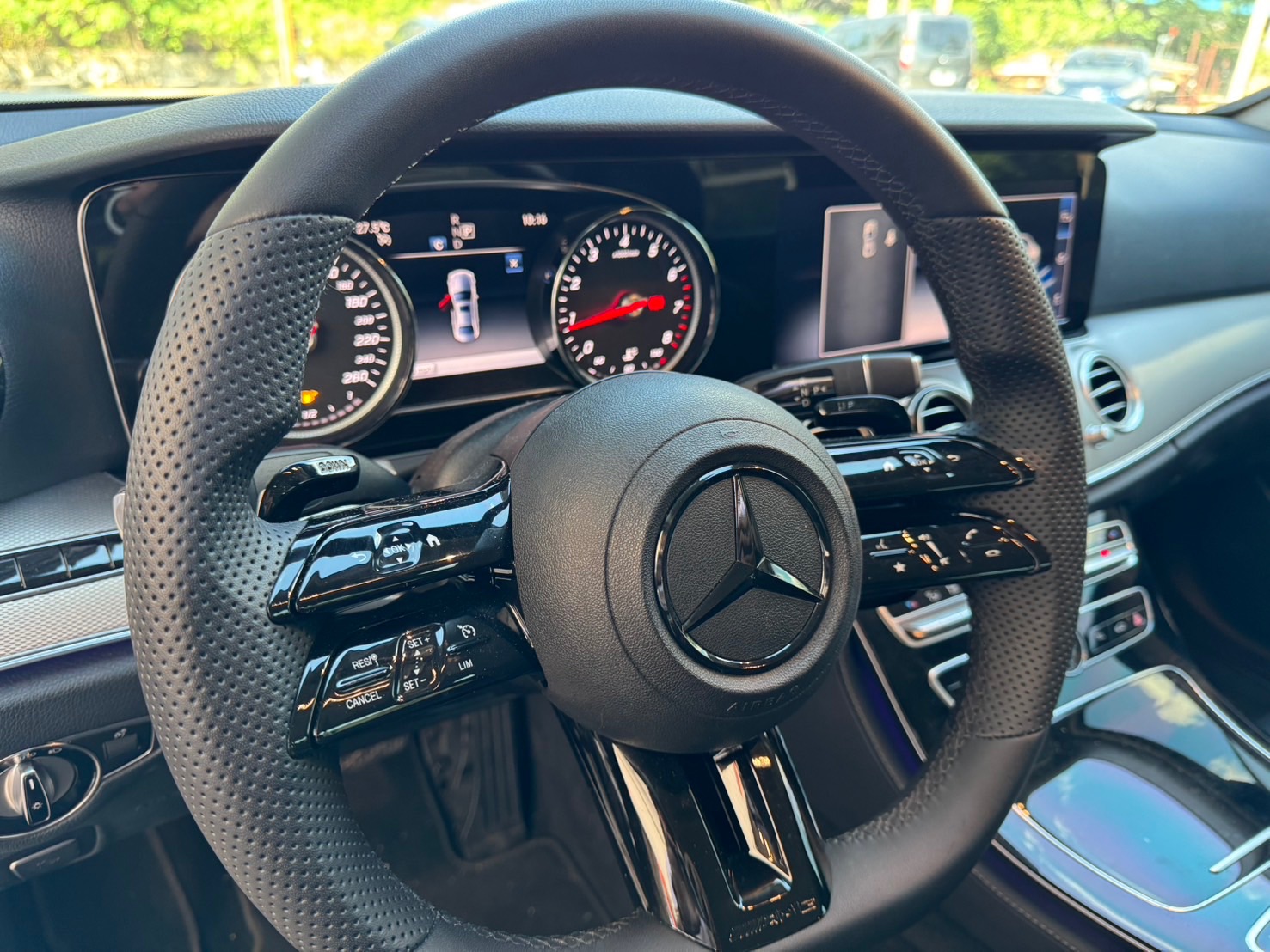 2018 M-Benz E200 照片 6