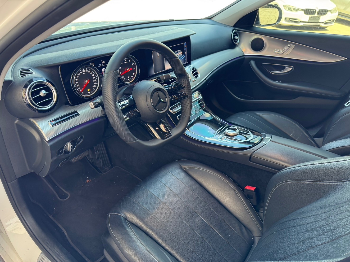 2018 M-Benz E200 照片 4