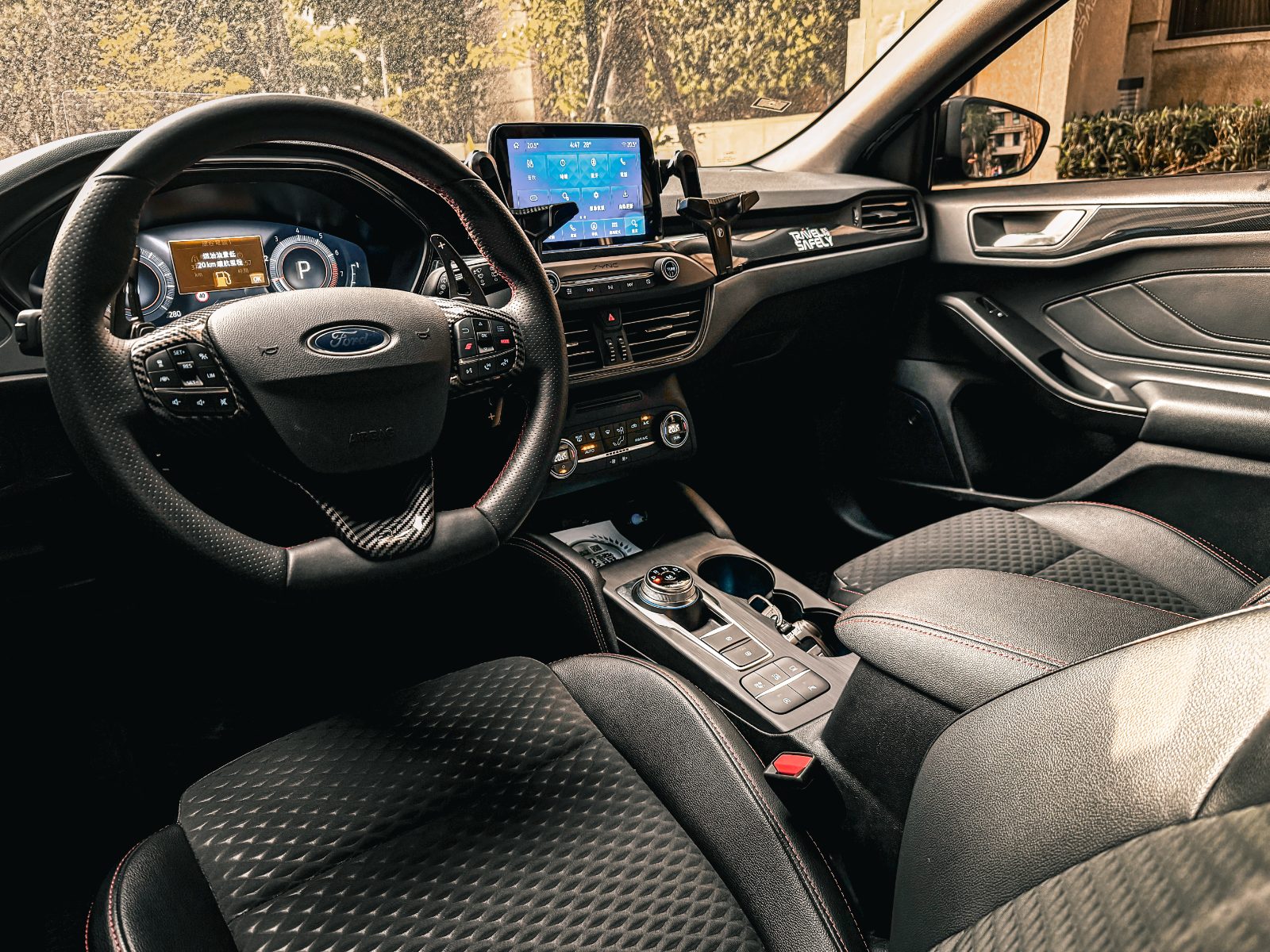 2021 Ford Focus Lommel Photo 5