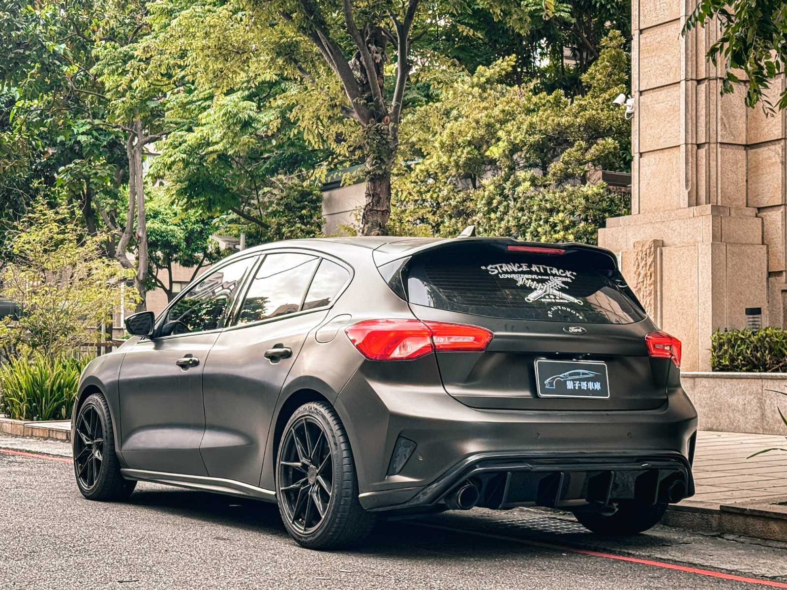 2021 Ford Focus Lommel Photo 2