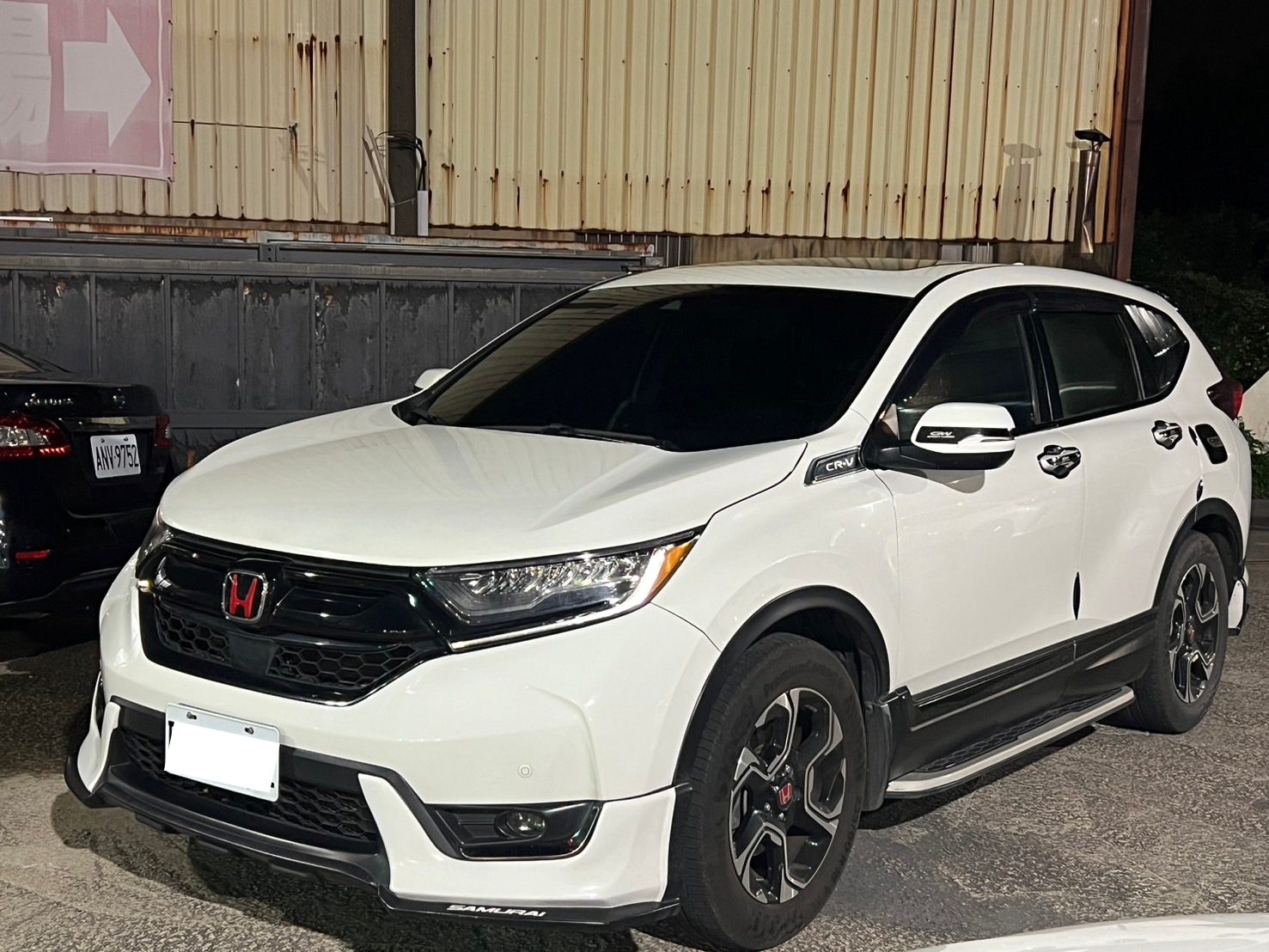 2018 Honda CR-V Photo 1