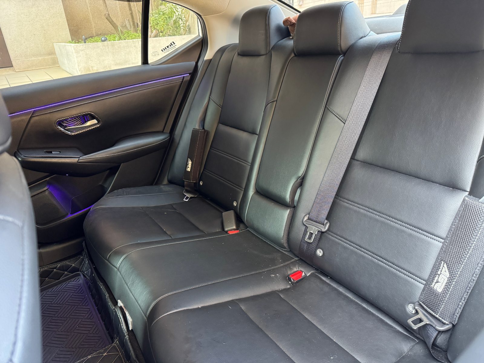 2022 Nissan Sentra 包膜 照片 9