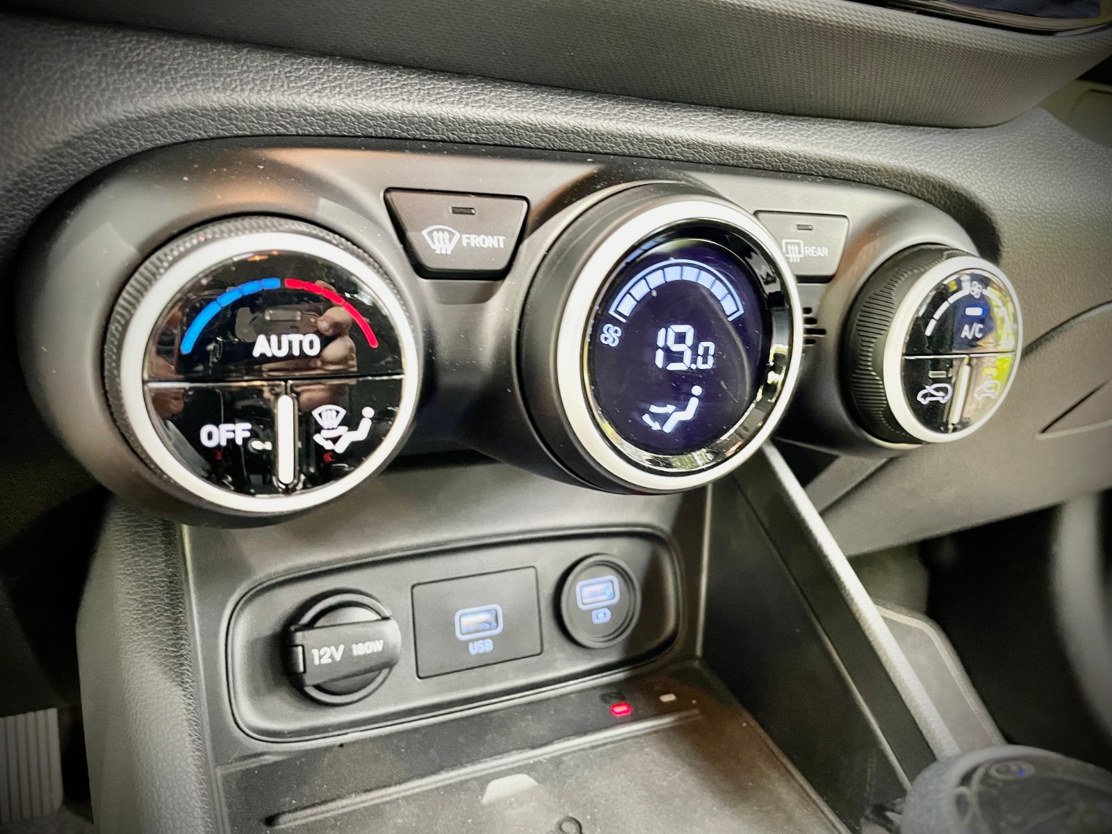 2022 Hyundai VENUE1.6 照片 7