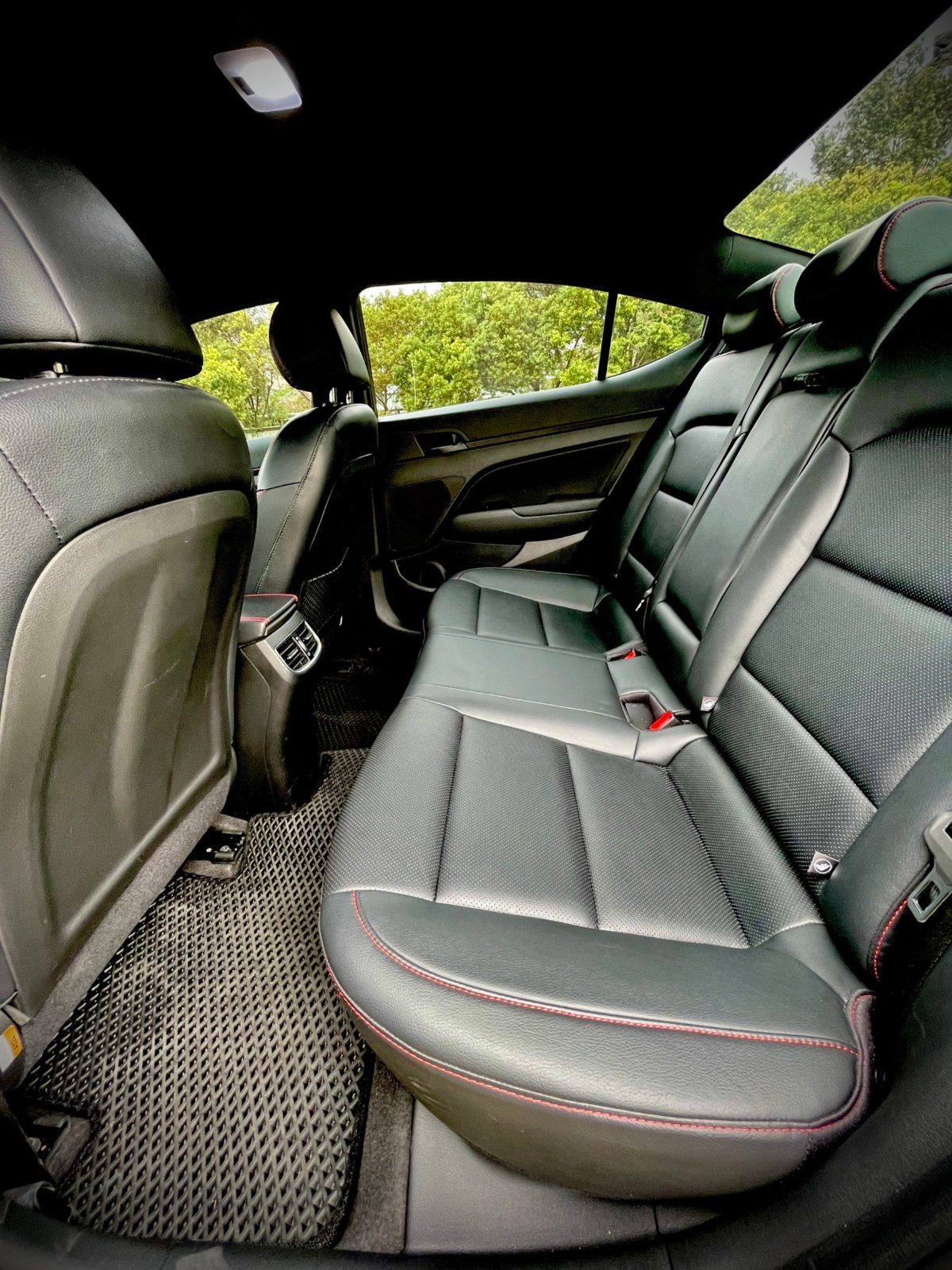 2020 Hyundai Elantra Sport 1.6 Photo 7