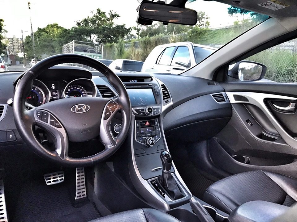 2015 Hyundai ELANTRA 1.8 Photo 5