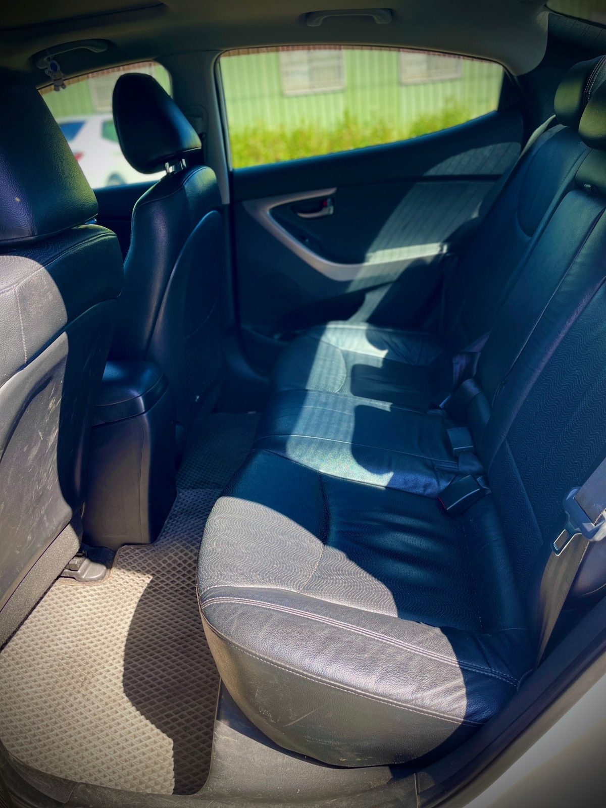 2015 Hyundai ELANTRA 1.8 Photo 17