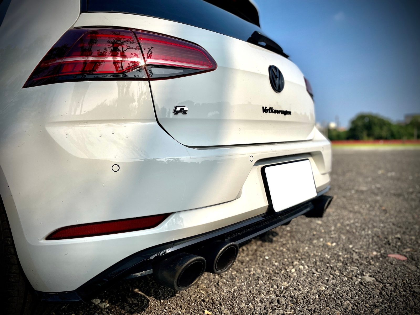 2018 Volkswagen Gofl R Golf R Photo 32