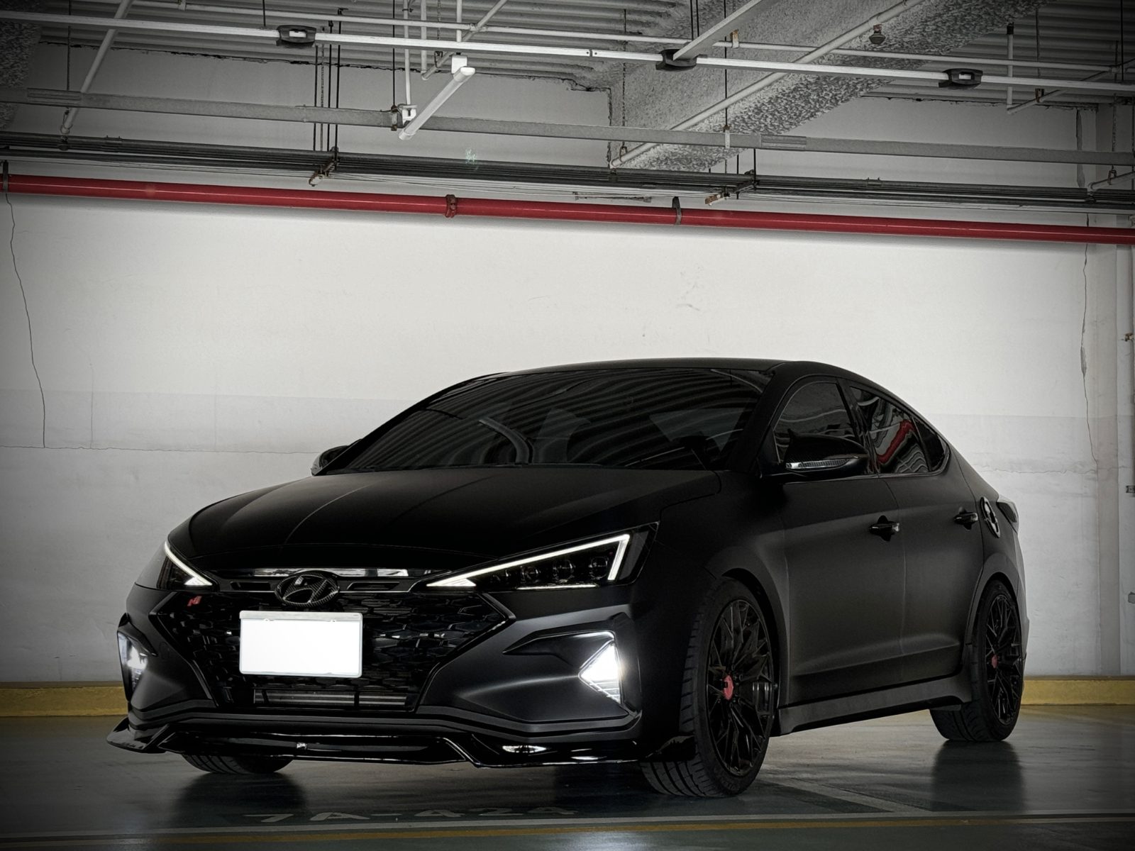 2019 Hyundai Elantra Sport Photo 1