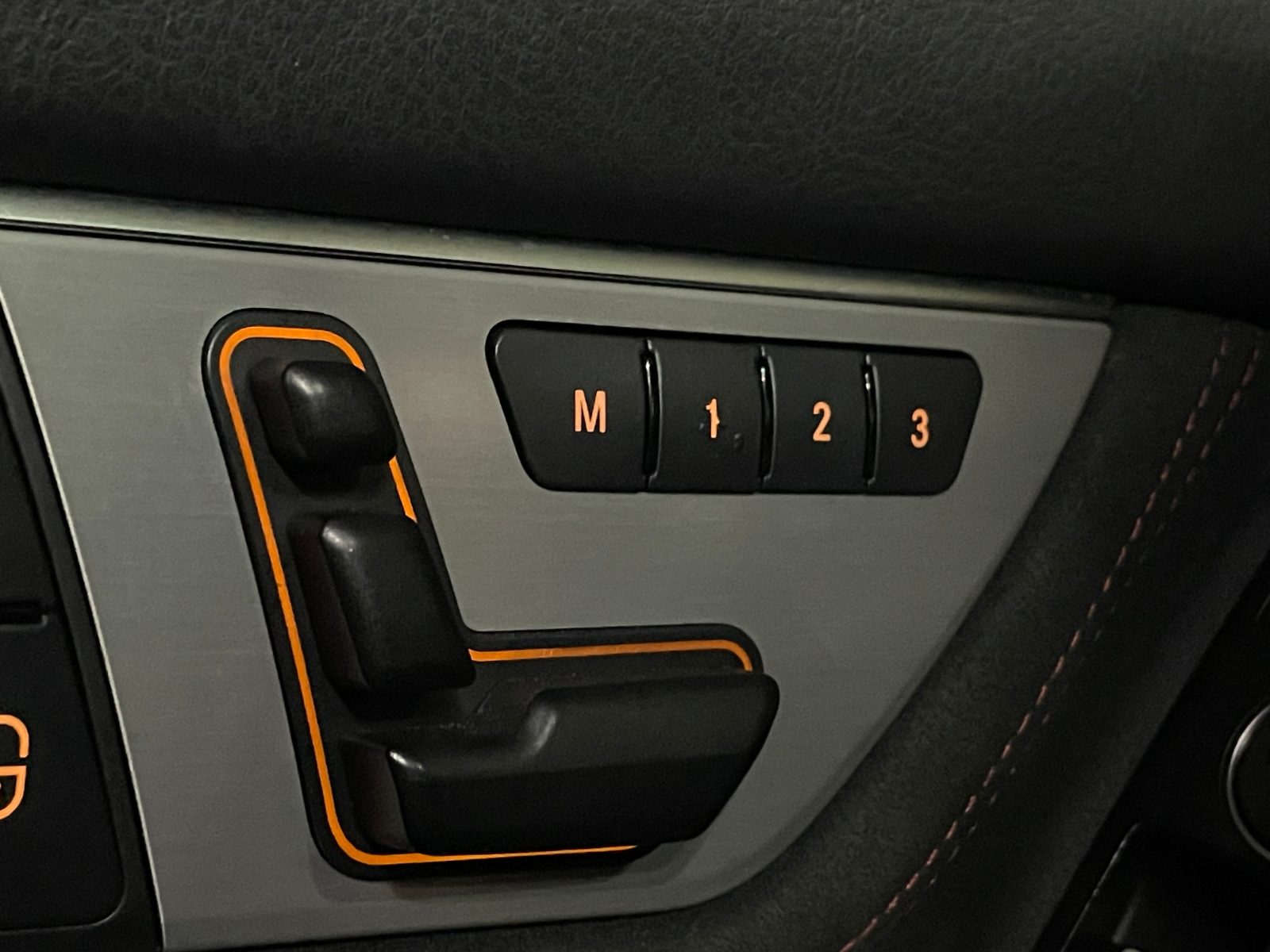 2012 Mercedes-Benz C250 AMG Plus C-Class Photo 11