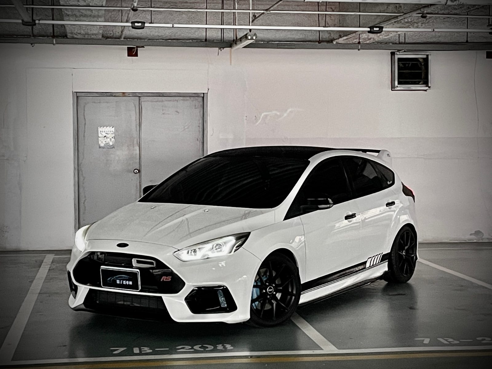 2017 Ford Focus RS拉線 照片 14