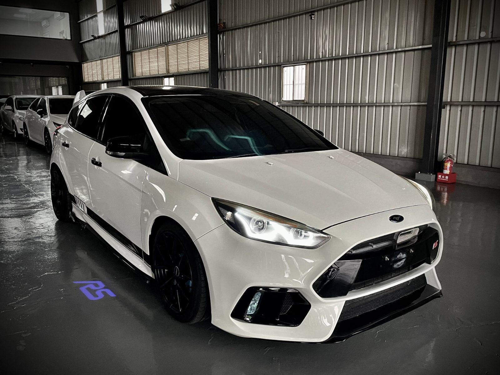 2017 Ford Focus RS拉線 照片 11