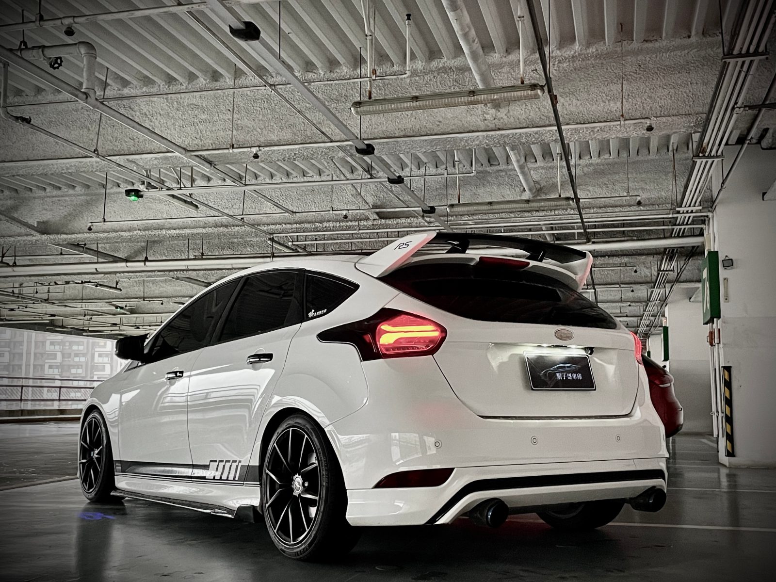 2017 Ford Focus RS拉線 照片 18
