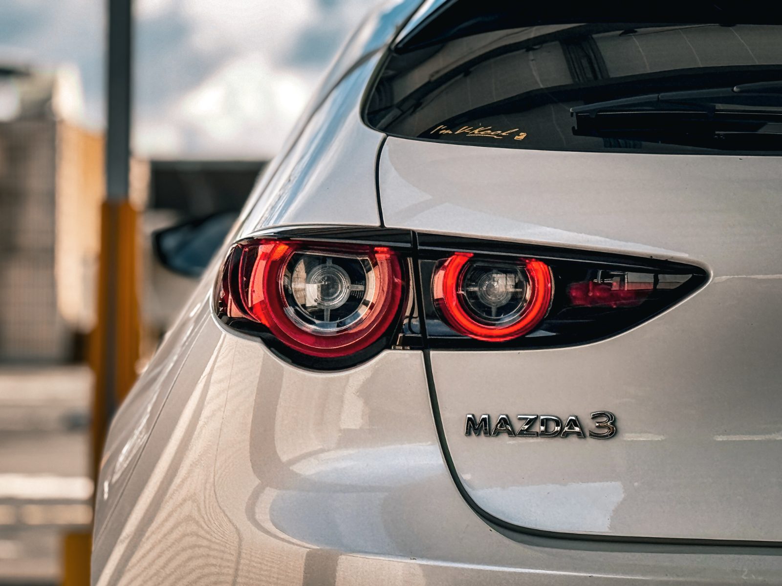 2022 Mazda BOSE Photo 2
