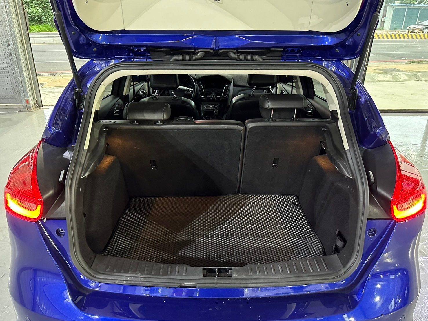 2017 Ford Focus 1.5 頂 照片 5
