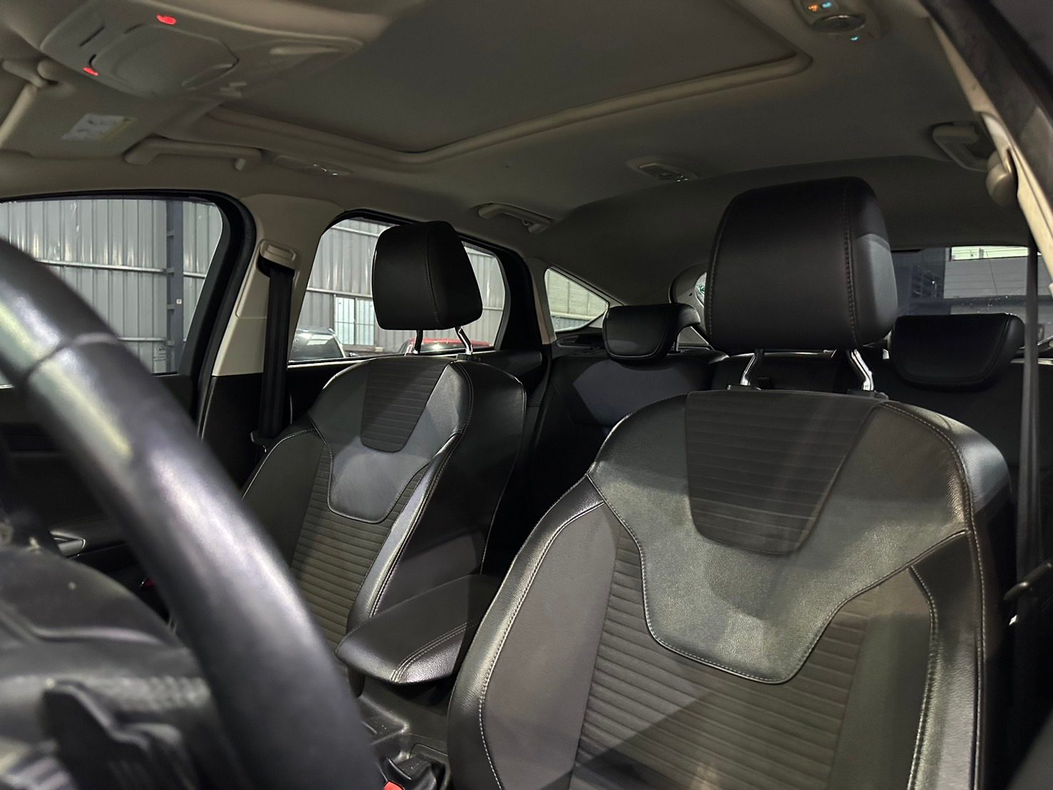 2017 Ford Focus 1.5 頂 照片 7