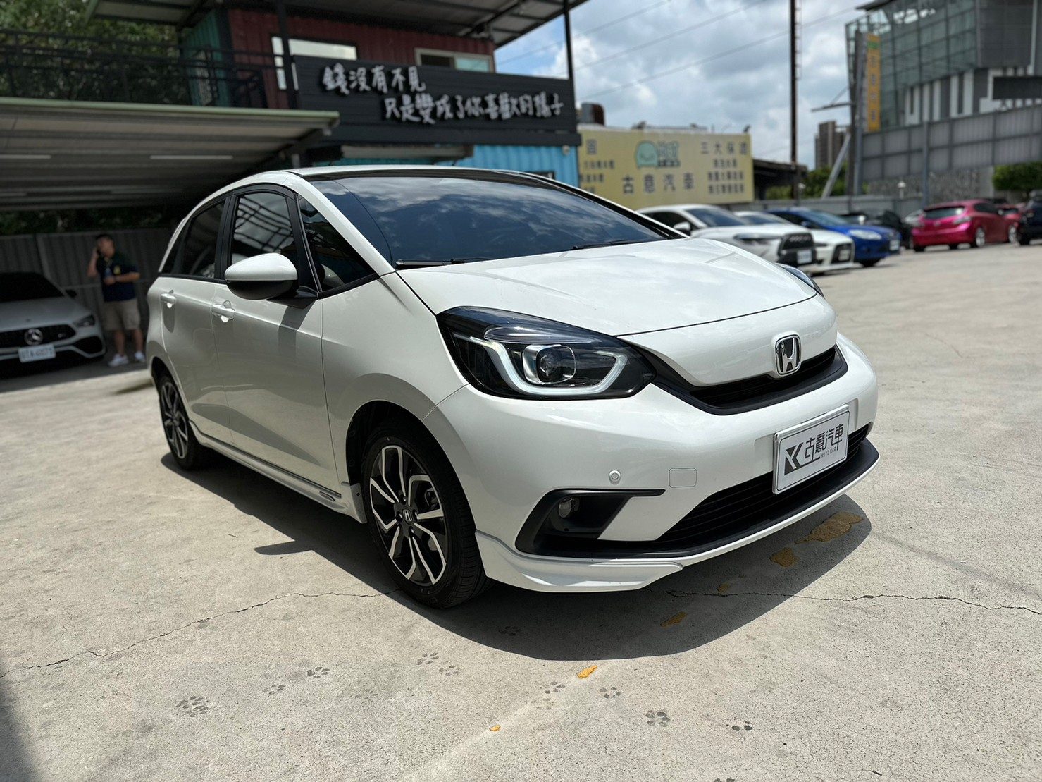 2021 Honda FIT 1.5 Photo 2